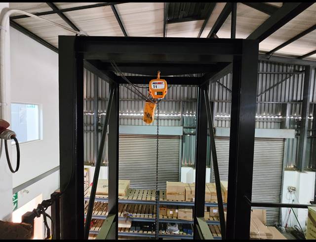 1,280M² WAREHOUSE FOR SALE IN HOOGLAND